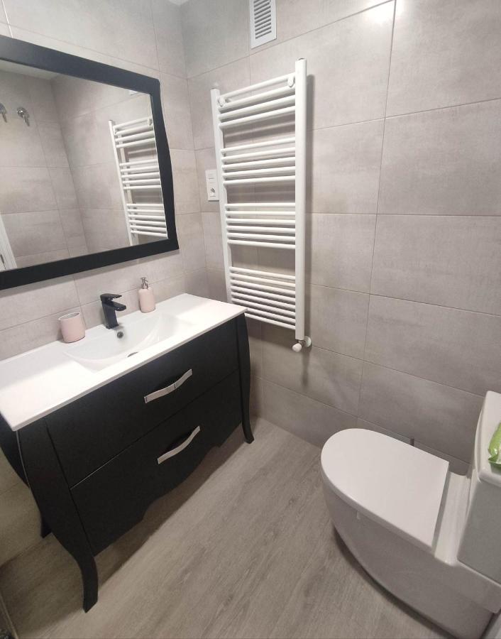 Апартаменты Precioso Apartamento Con Terraza, Pistas De Padel Y Piscinas Кастро-Урдиалес Экстерьер фото